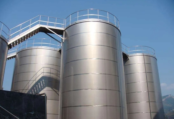Sanitaire A2 ISO ASME Standards de l'eau et de la bière boissons fermentateur réservoir tour